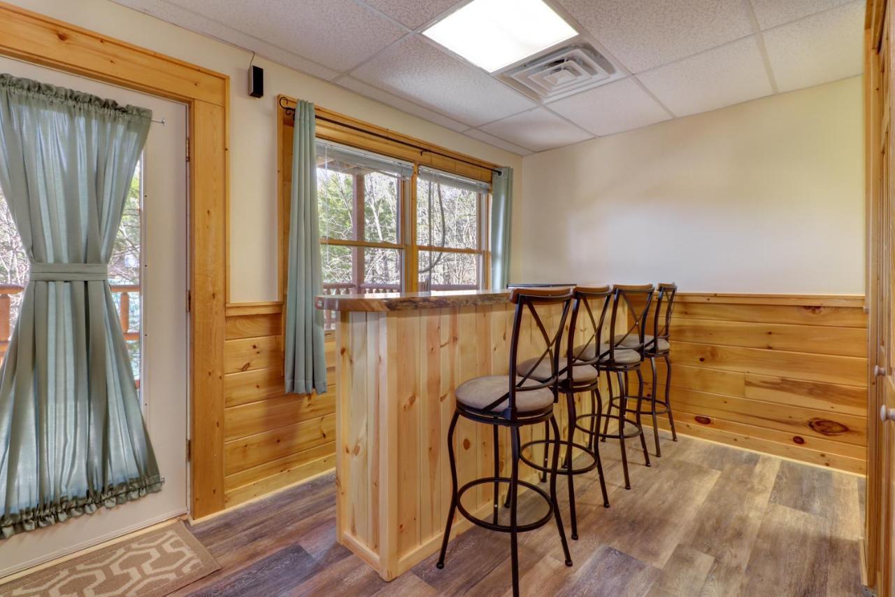 הוילה פיג'ן פורג' Peaceful Setting Cabin מראה חיצוני תמונה