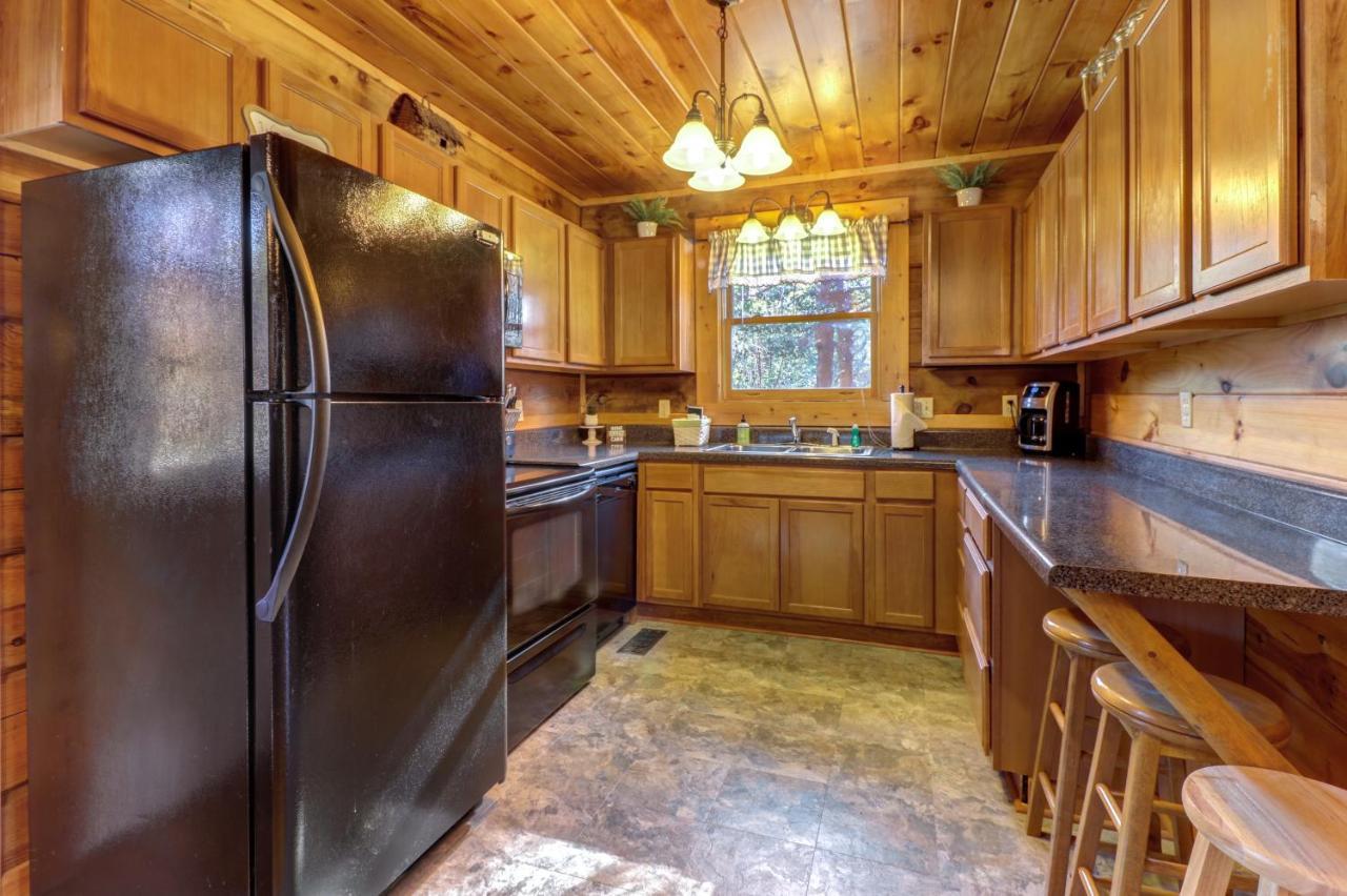הוילה פיג'ן פורג' Peaceful Setting Cabin מראה חיצוני תמונה