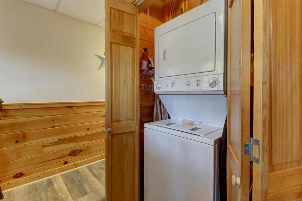 הוילה פיג'ן פורג' Peaceful Setting Cabin מראה חיצוני תמונה