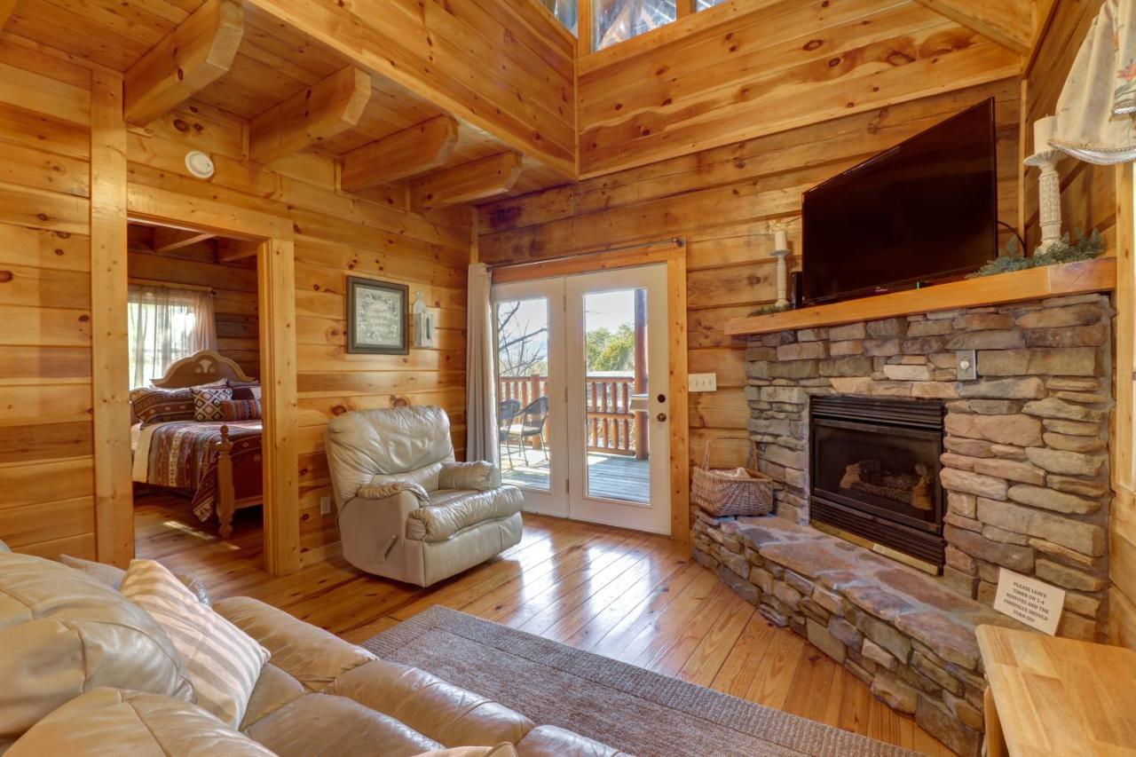 הוילה פיג'ן פורג' Peaceful Setting Cabin מראה חיצוני תמונה