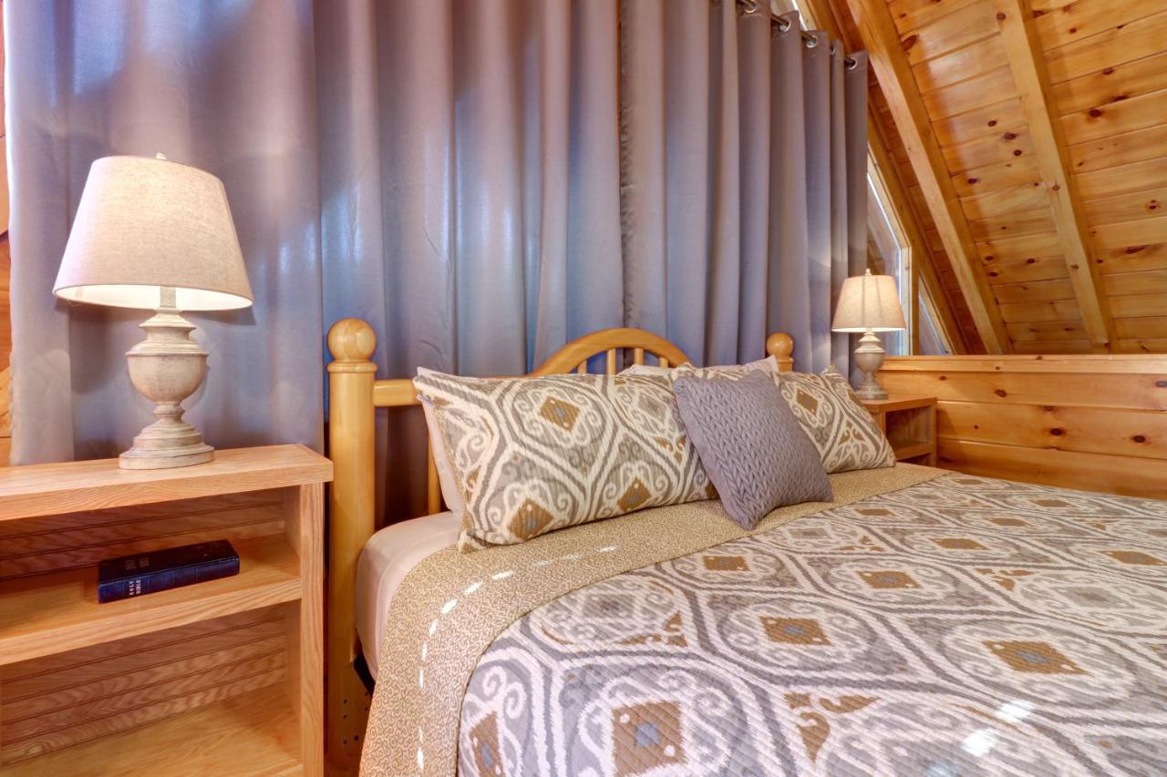 הוילה פיג'ן פורג' Peaceful Setting Cabin מראה חיצוני תמונה