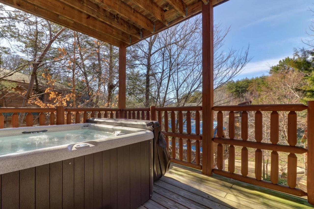 הוילה פיג'ן פורג' Peaceful Setting Cabin מראה חיצוני תמונה