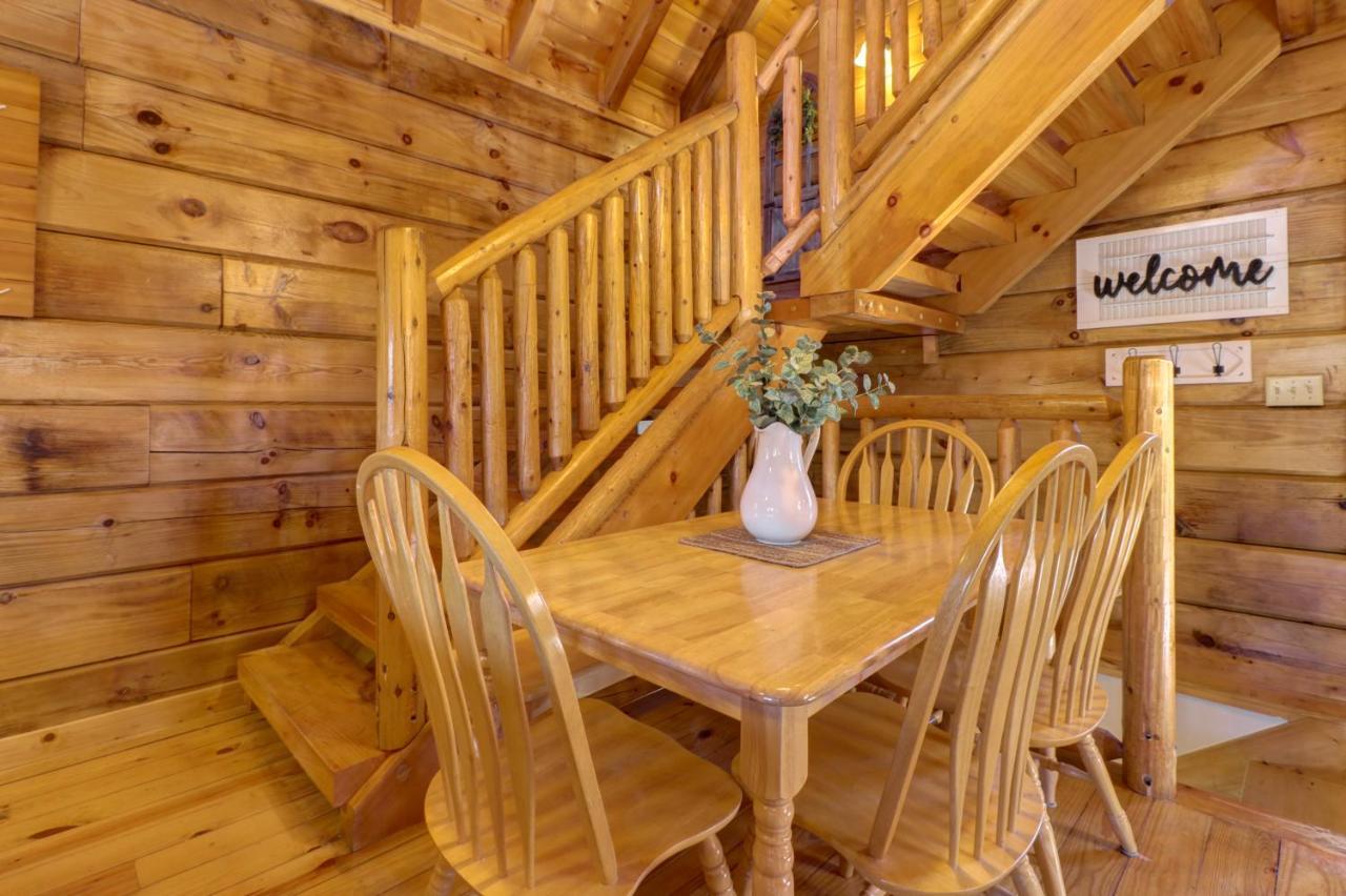 הוילה פיג'ן פורג' Peaceful Setting Cabin מראה חיצוני תמונה