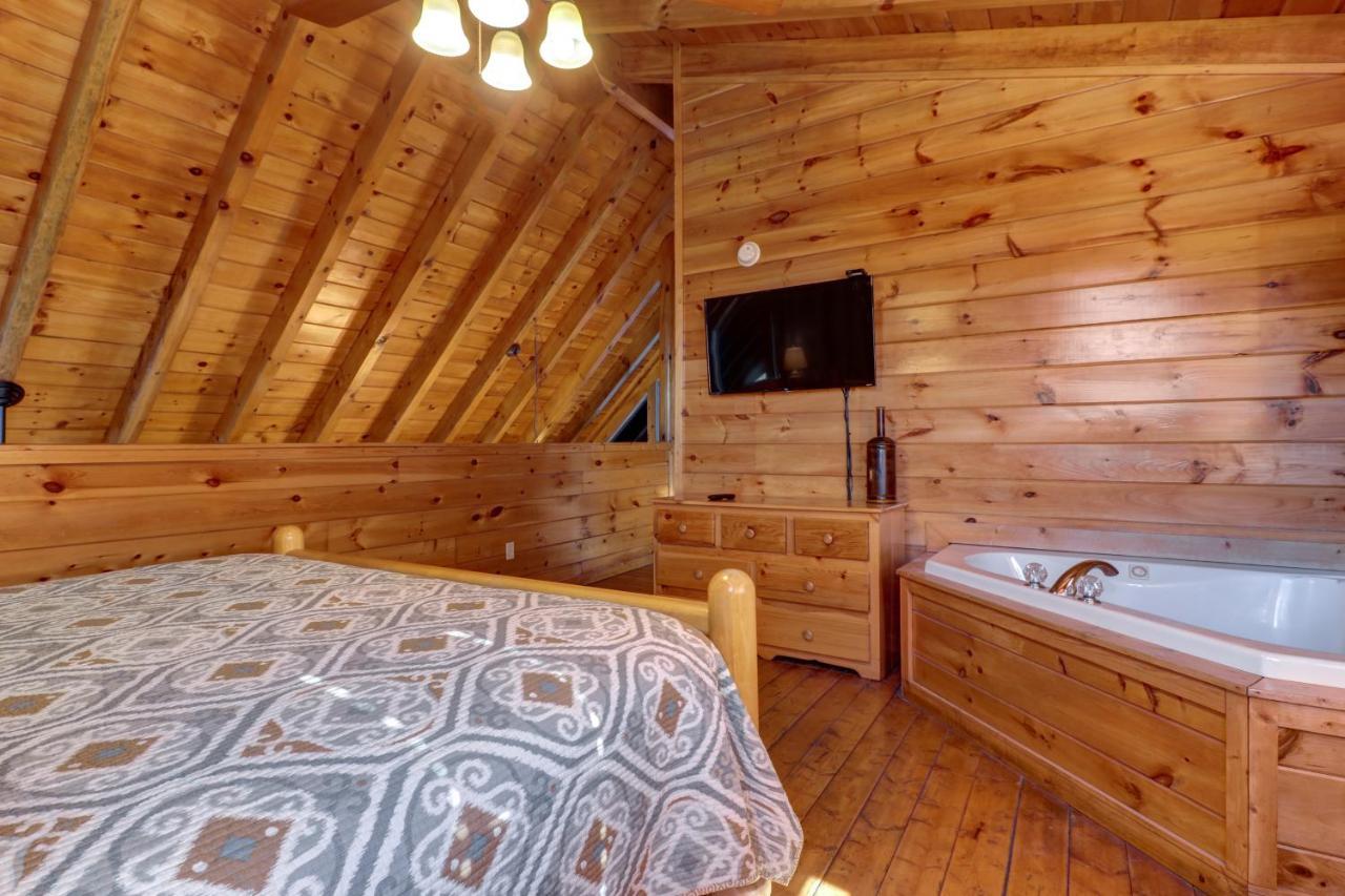 הוילה פיג'ן פורג' Peaceful Setting Cabin מראה חיצוני תמונה